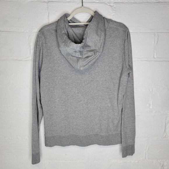 Patagonia Women's Medium Pullover Hoodie Sweatshirt Gray - Picture 2 of 4